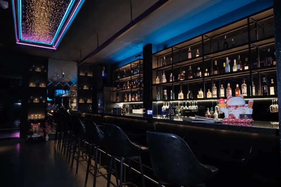 YoKo-Lounge店舗写真