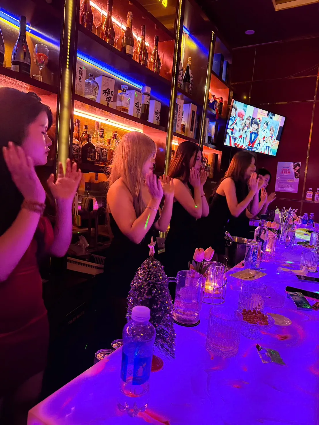 MAJU TOP CLASS BAR - LOUNGEの店舗写真