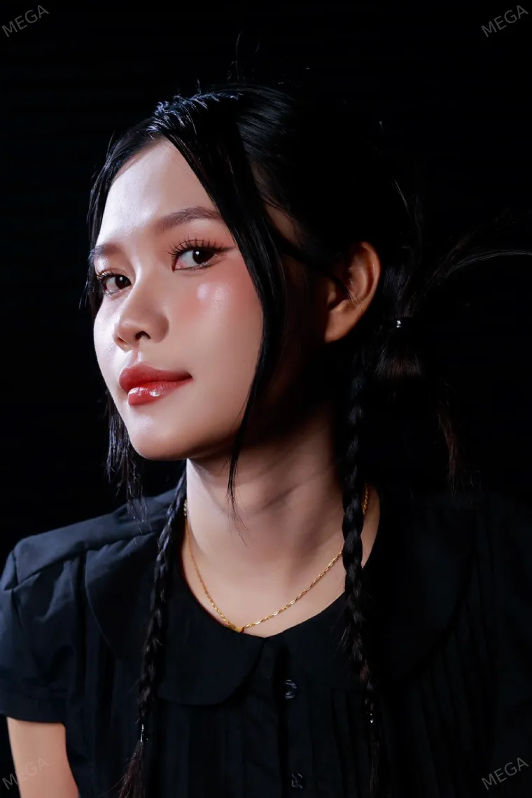 ホーチミンのレタントンのガールズバー 　Twenty Two Private Loungeのホアさん