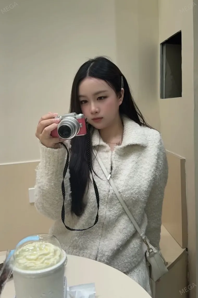 ホーチミンのファンビッチャンのガールズバー Suzune Girl’s Barのジェニーさん