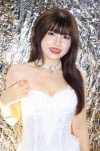 ホーチミンのレタントンのガールズバー 　Twenty Two Private Loungeのユミさん