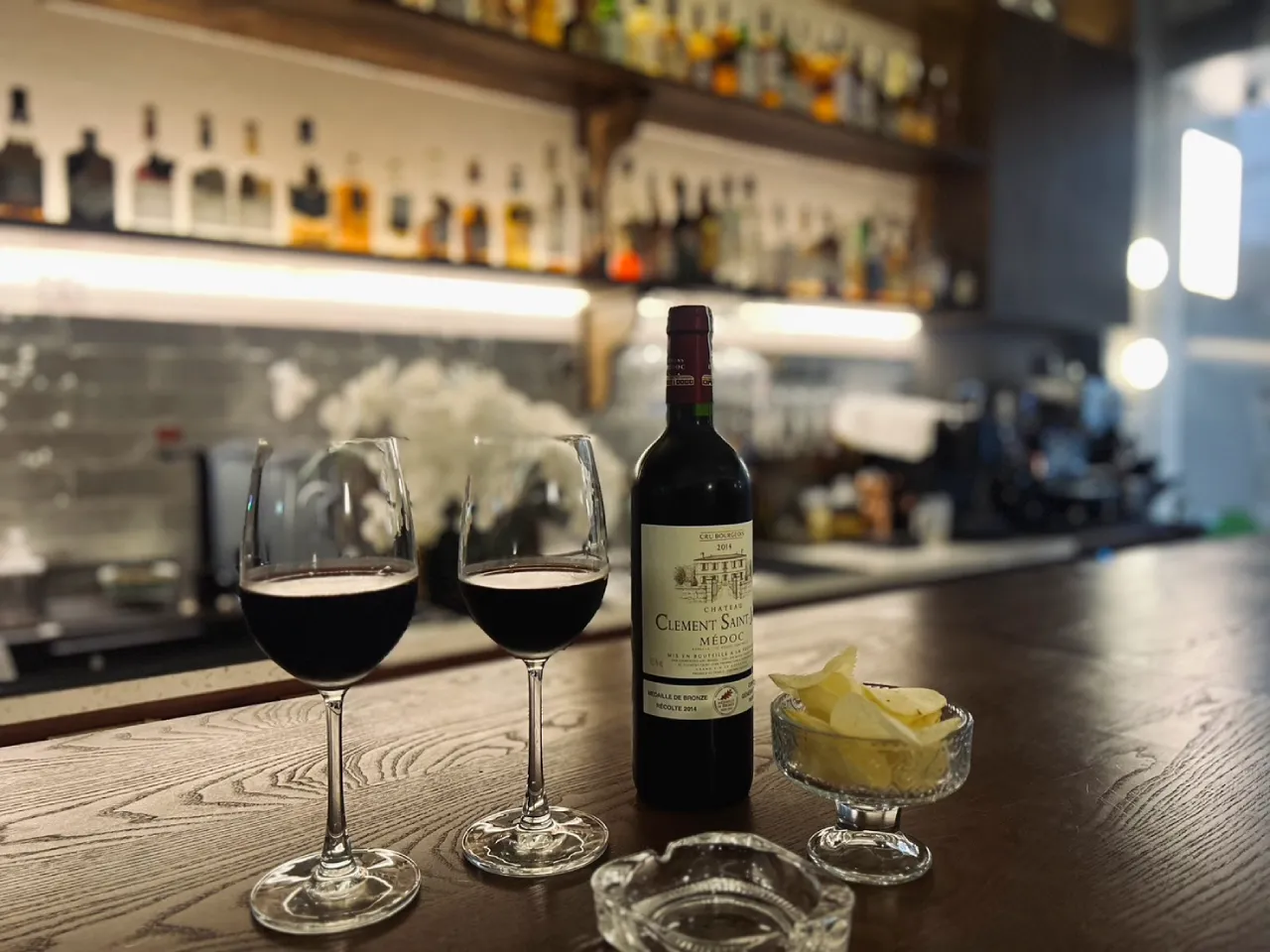 EDI Lounge & Barの店舗写真