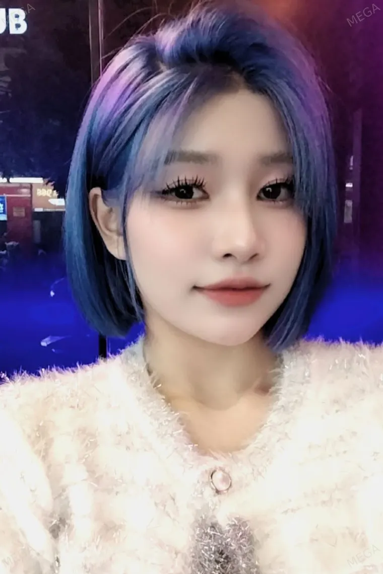 ダナンのガールズバー GOD Bar Loungeのミアさん